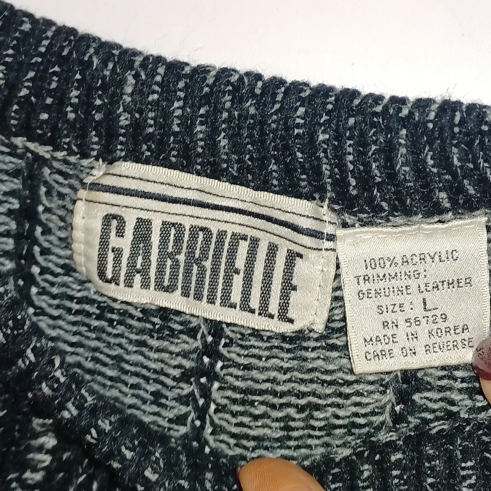 VTG Gabrielle Men's Crew Neck Sweater Leather Trim Sz Lg Vintage 90s